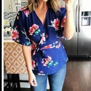 Gibson Blue Floral Wrap Kimono Top NWT